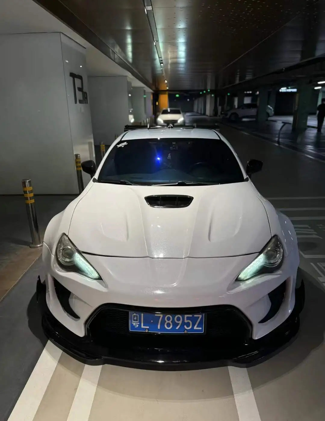 Excellent Quality Body Kit for Toyota GT86 Upgrade ROBOT Style Auto Parts Front Rear Bumper Tuning Exterior Accessories FRP Aero