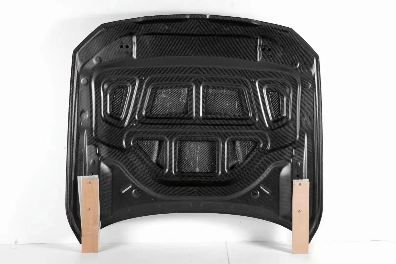 Runde New Design for BMW M3 M4 (G20/G82)  Dry Carbon Fiber Hood High Quality Body Kit