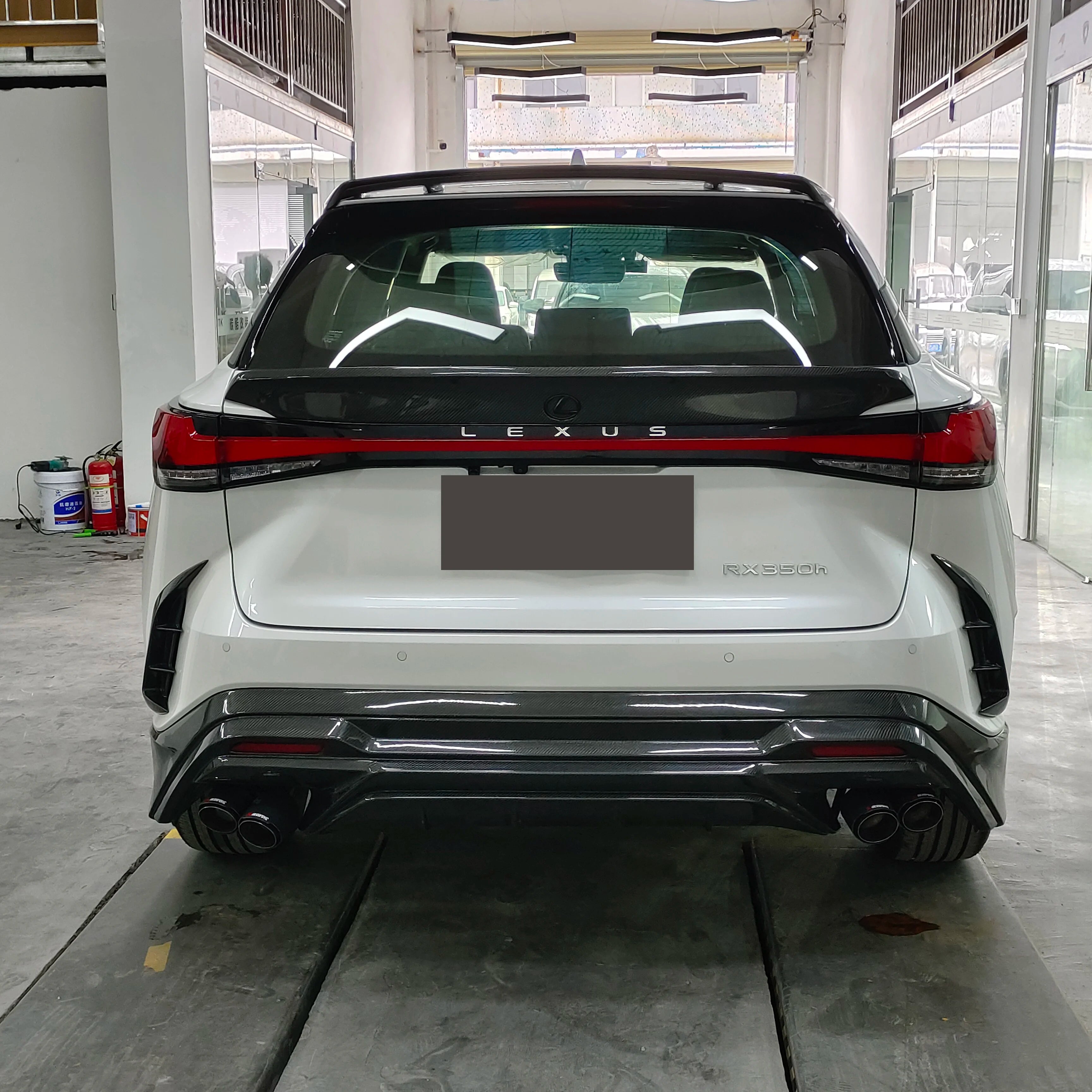 Runde New Arrival for 23 Lexus RX 500H Upgrade Trd Style Carbon Fiber Body Kit Front Lip Rear Diffuser Side Skirts High Quality