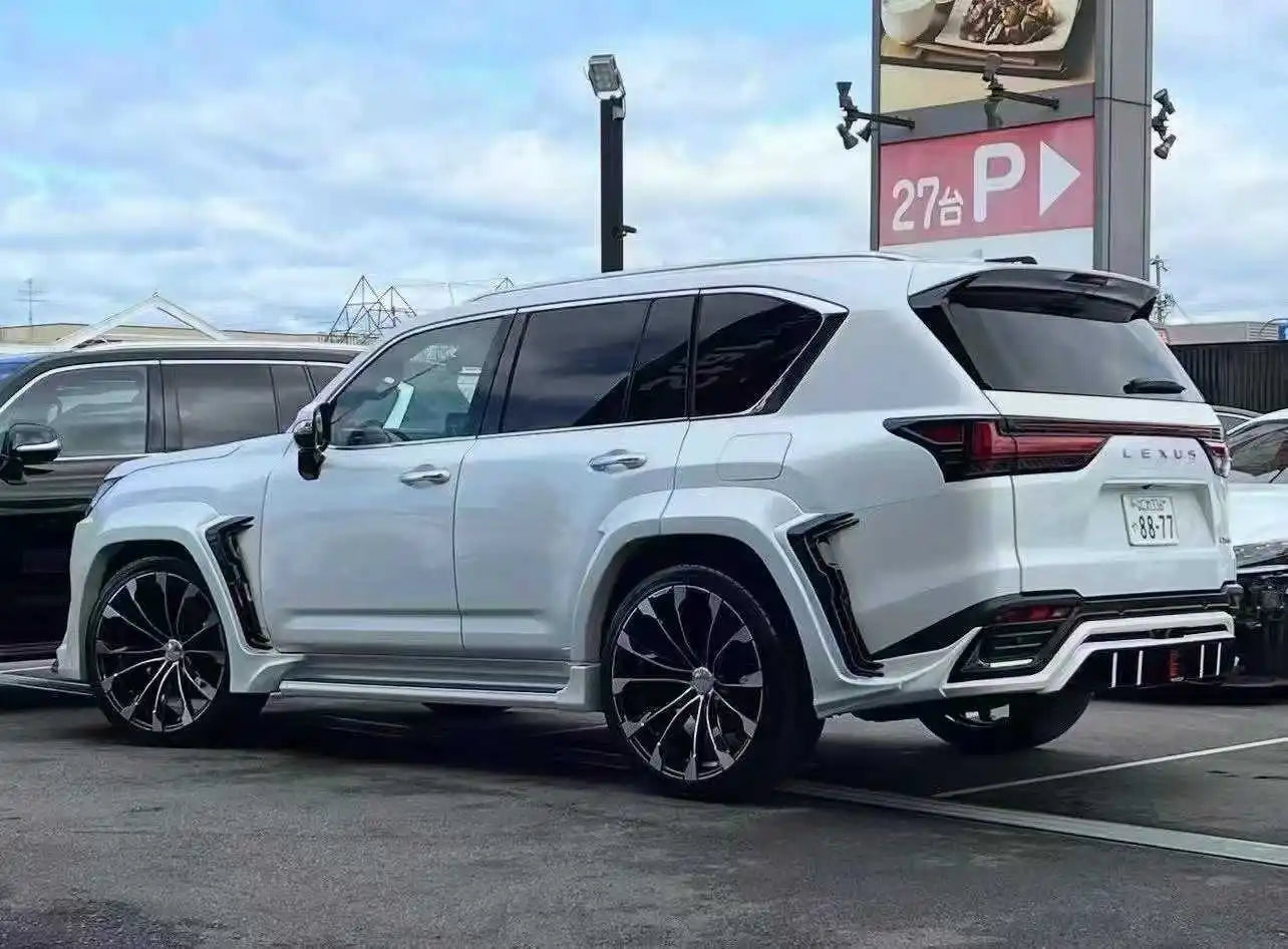 Runde TOP RANKING 2022-2025  for Lexus LX600 Upgraded with WD Surround and Affordable FRP Body Kit