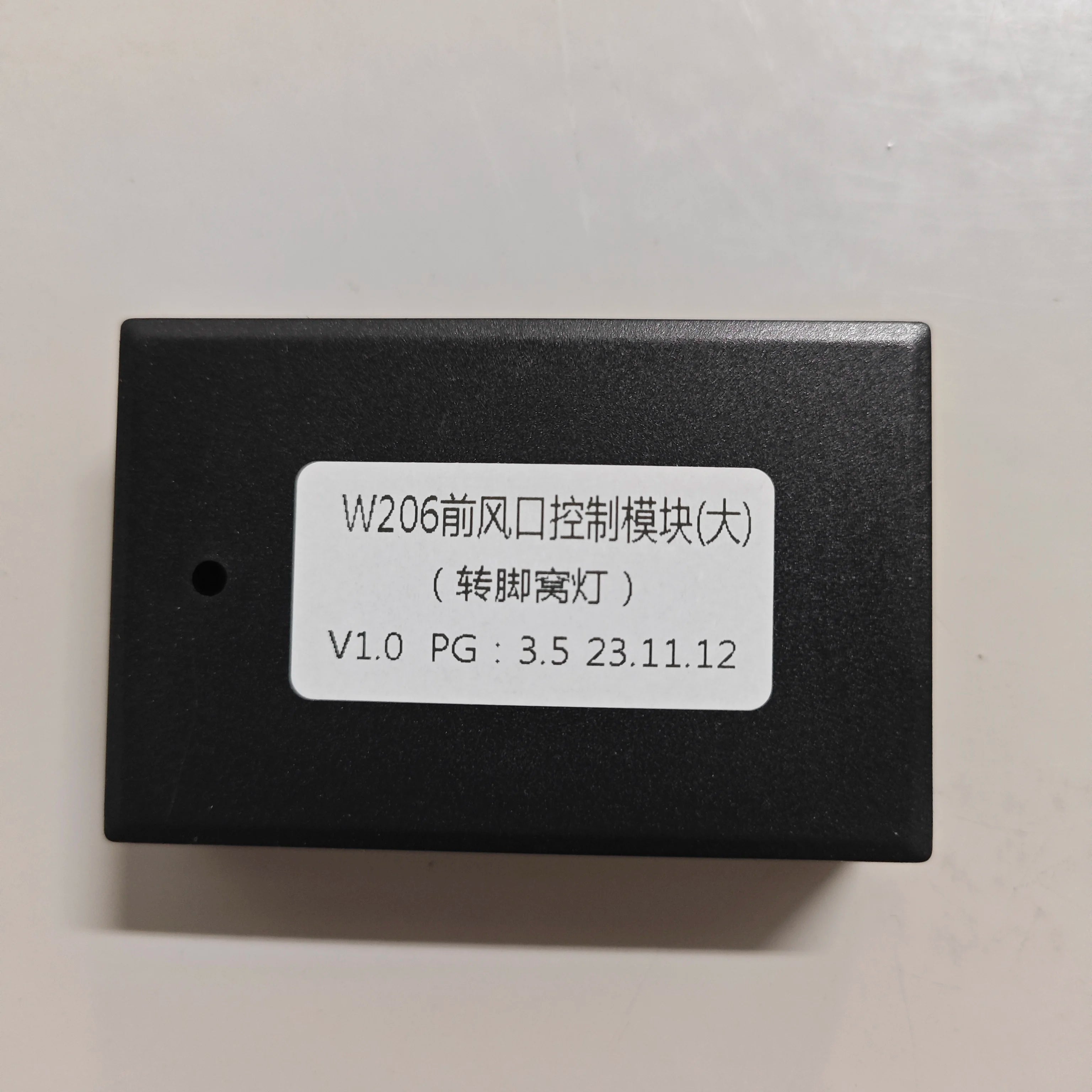 64 Colour RGB LED APP Control Box Module Parts For Mercedes Benz W205 X253 W213 W117 W176 W222 X156 W177 Ambient Light Connector