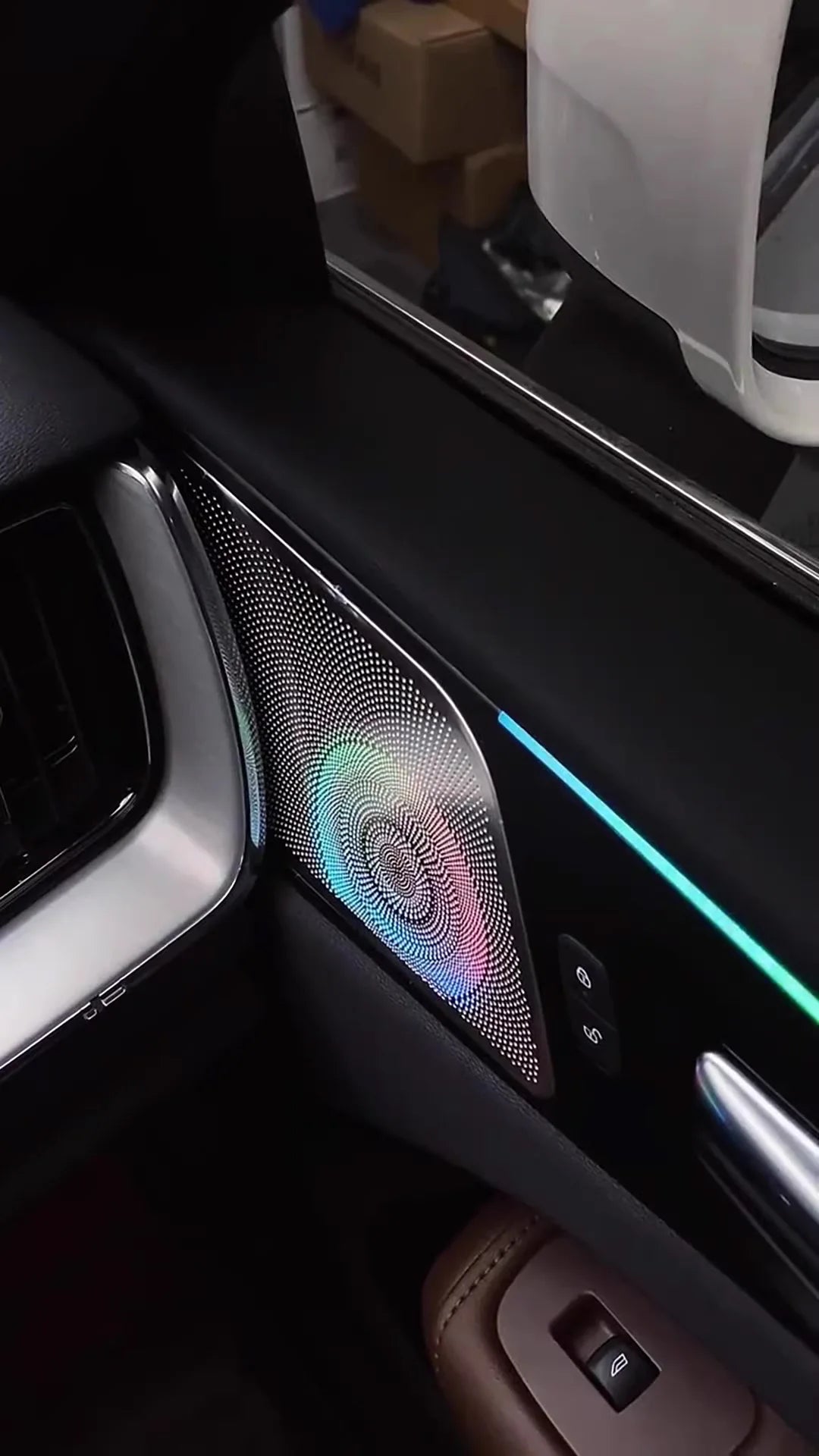 Dynamic 64 Color Car Ambient Lighting for Volvo XC60 S60 2018-2025 Symphony Atmosphere Light for Interior Decoration Upgrade