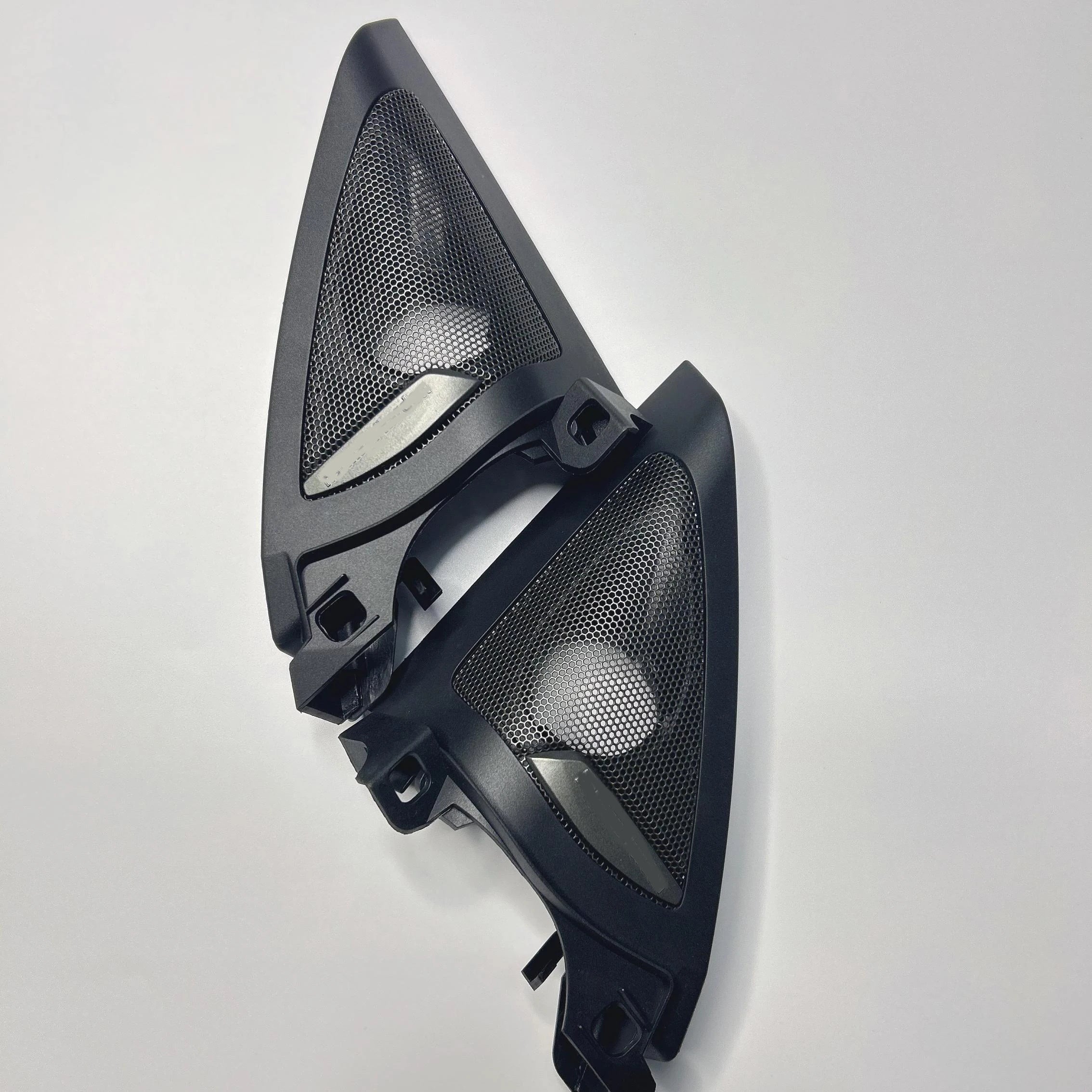 Car front door Speaker Tweeter Cover For BMW G22 G23 G26 Triangle lid Upgrade the original car  and replace the installation