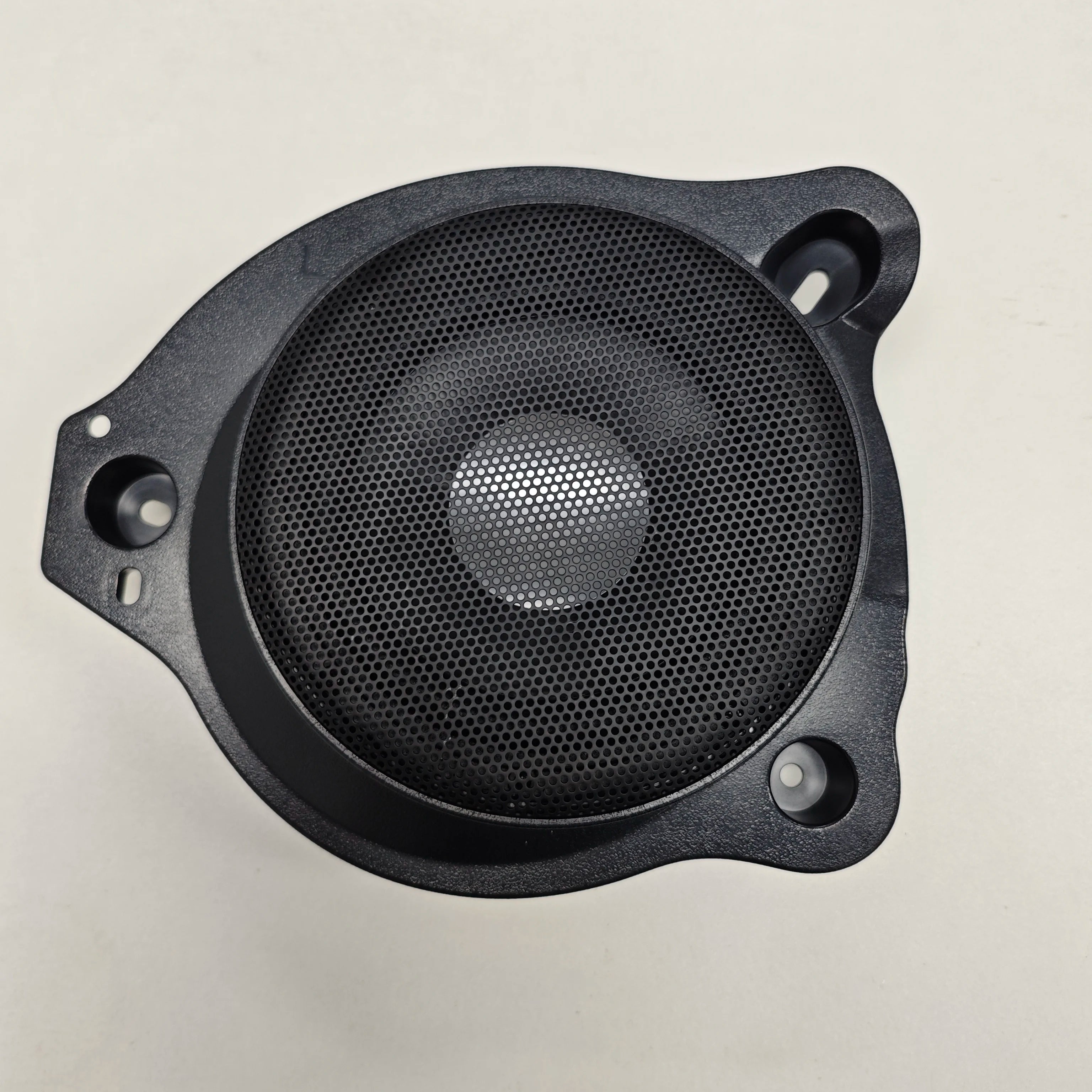 For Mercedes Benz W205 W213 W222 X253 C260 E300 GLC C E S Class High Quality Audio Music Sound Speakers subwoofer Kit Bass Horn